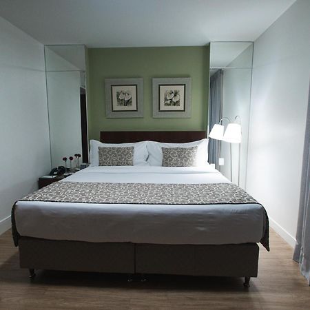 H2 Platinum Lourdes Hotel เบโลโอรีซอนชี ภายนอก รูปภาพ