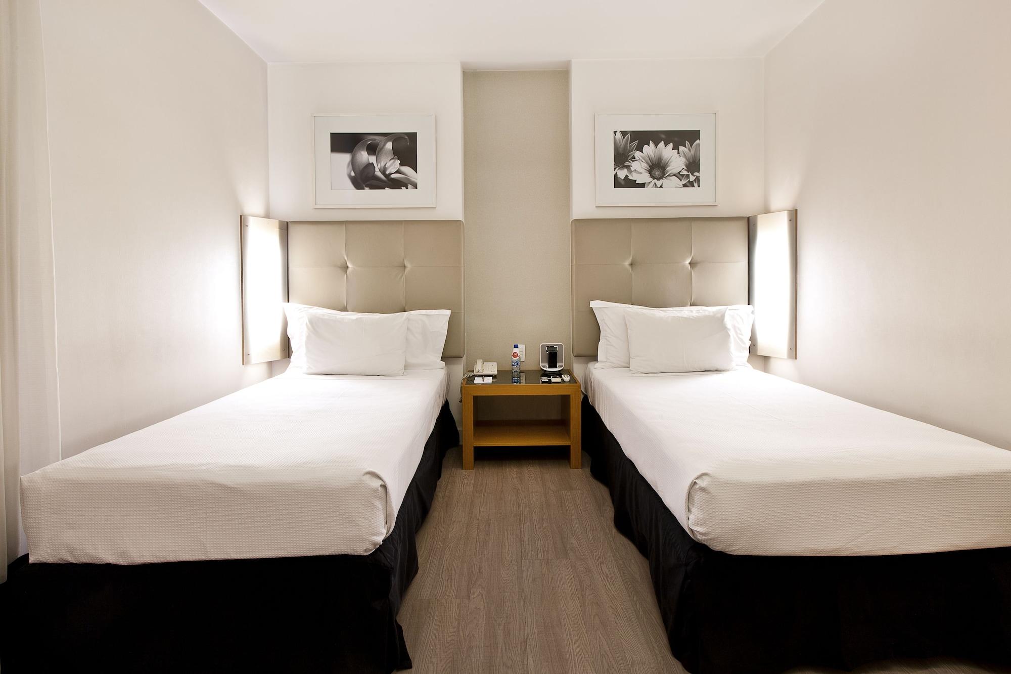 H2 Platinum Lourdes Hotel เบโลโอรีซอนชี ภายนอก รูปภาพ