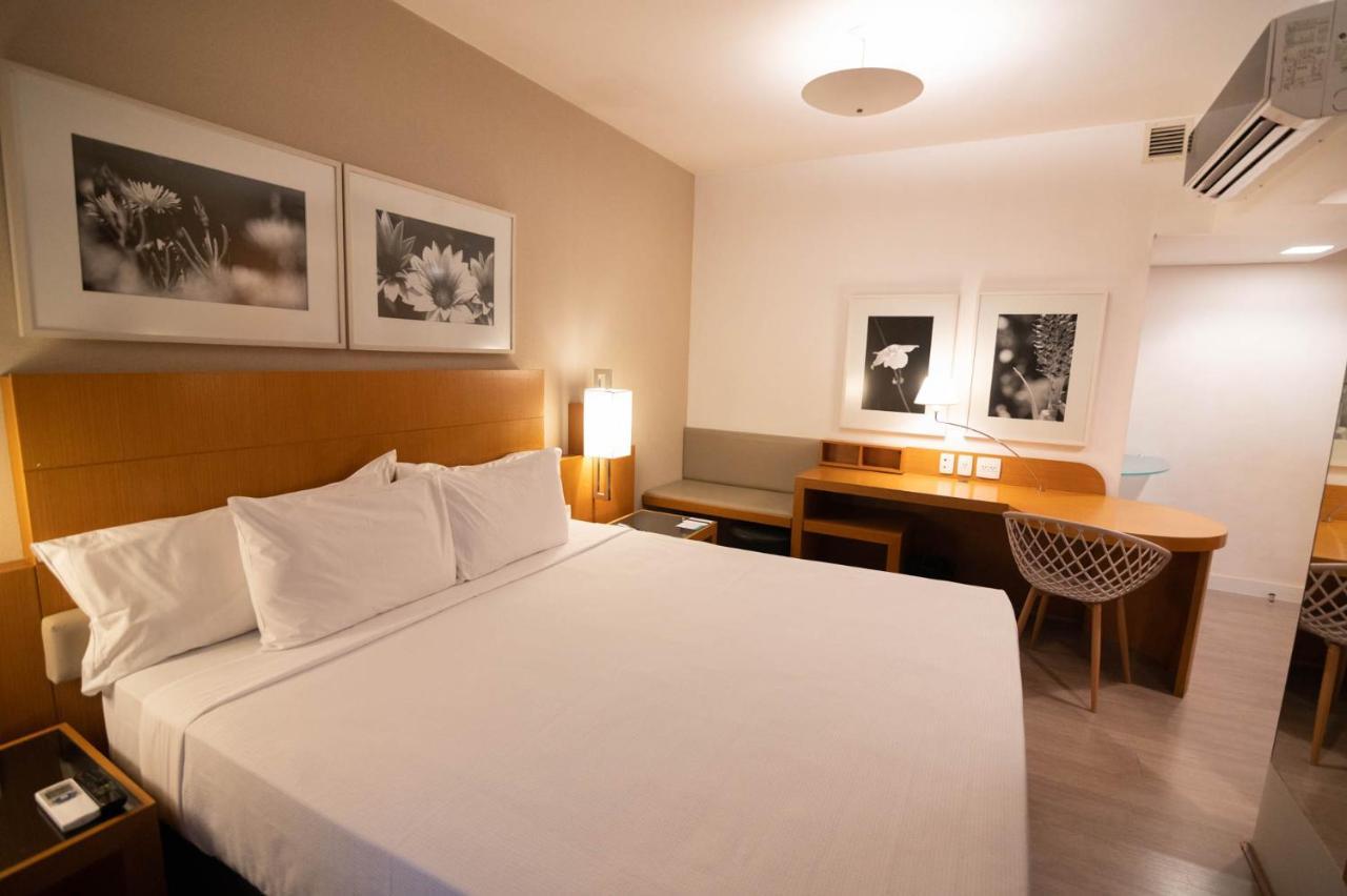 H2 Platinum Lourdes Hotel เบโลโอรีซอนชี ภายนอก รูปภาพ